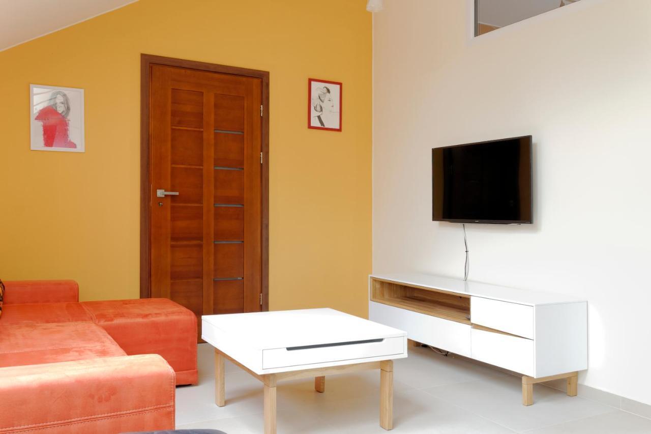 Modern Apartment In Jawiszowice Exteriér fotografie
